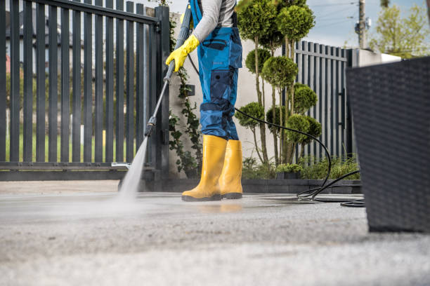 Best Parking Lot and Garage Cleaning  in Silver Lake, FL